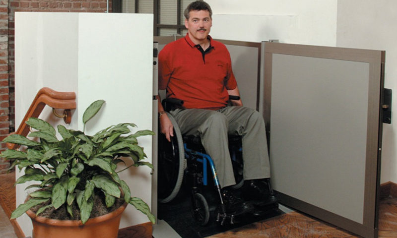 Unenclosed Vertical Platform Wheelchair Lift 5